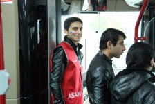 В городах Азербайджана прошел флешмоб, посвященный Дню Государственного флага (ФОТО)