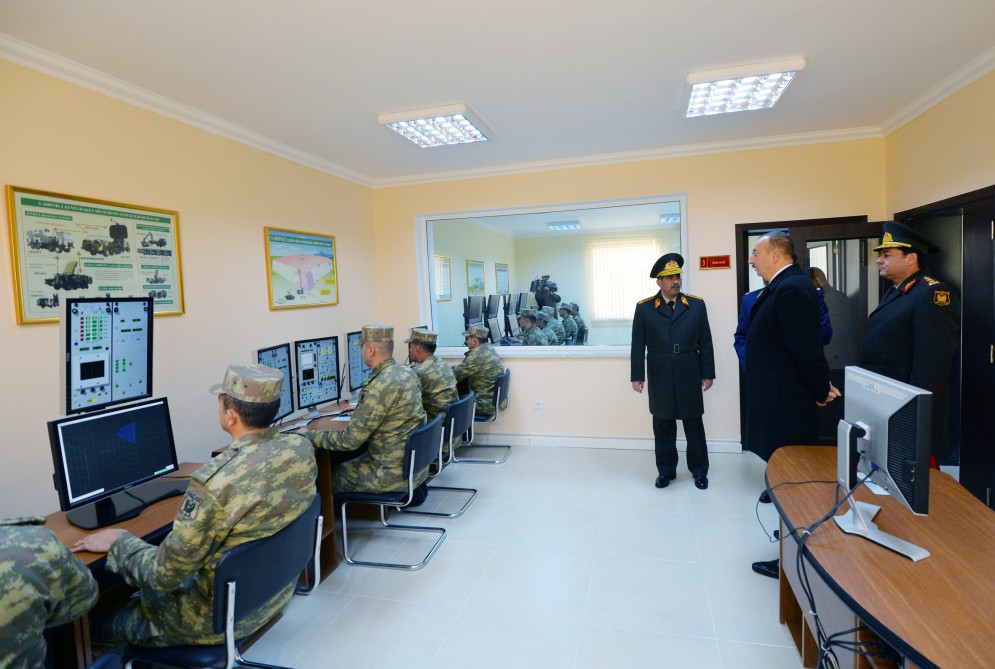 President Aliyev reviews military town of Air Force of Azerbaijani Defense Ministry