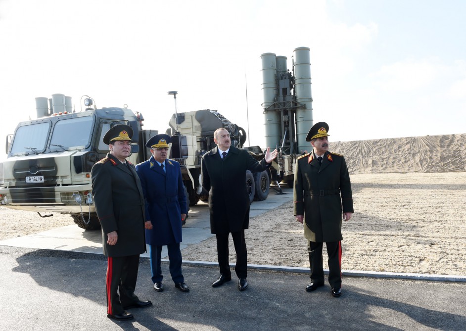 President Aliyev reviews military town of Air Force of Azerbaijani Defense Ministry