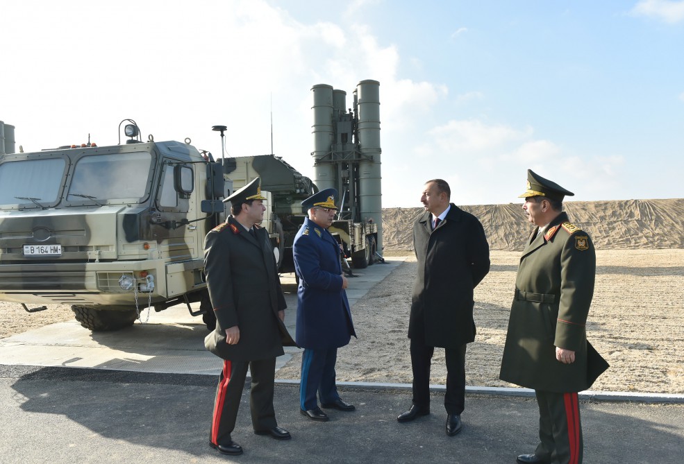President Aliyev reviews military town of Air Force of Azerbaijani Defense Ministry