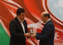 Деятелям культуры и искусства Азербайджана вручены госнаграды (ФОТО)
