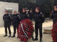 Azerbaijanis honor 2 police officers killed by terrorists (PHOTO)