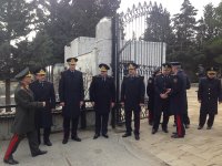 Azerbaijanis honor 2 police officers killed by terrorists (PHOTO)