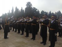 Azerbaijanis honor 2 police officers killed by terrorists (PHOTO)