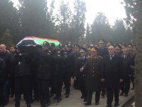 Azerbaijanis honor 2 police officers killed by terrorists (PHOTO)