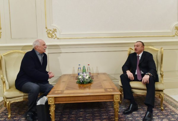 Президент Азербайджана Ильхам Алиев принял председателя Союза кинематографистов России