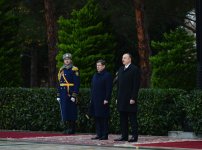 В Баку состоялась церемония официальной встречи премьера Турции (ФОТО)