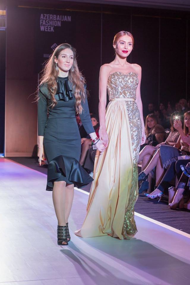 Вечерние платья в дефиле "Azerbaijan Fashion Week-2015" (ФОТО)