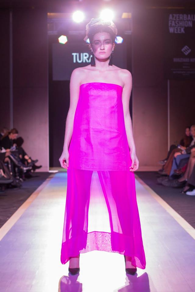 Авторская неординарность в дефиле "Azerbaijan Fashion Week-2015" (ФОТО)