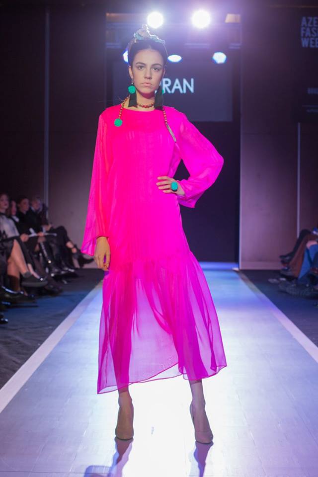 Авторская неординарность в дефиле "Azerbaijan Fashion Week-2015" (ФОТО)