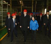 Президент Ильхам Алиев ознакомился с автозаводом Шааньси в Сиане (ФОТО)