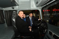 Президент Ильхам Алиев ознакомился с автозаводом Шааньси в Сиане (ФОТО)