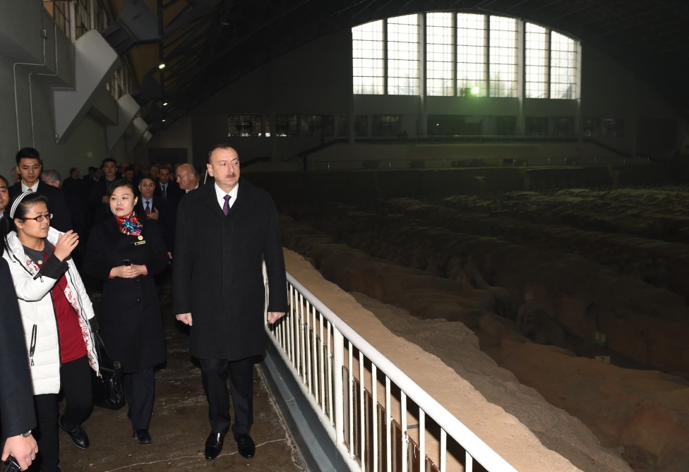 Президент Азербайджана посетил Музей терракотовой армии (ФОТО)