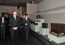 Президент Азербайджана ознакомился со Столичным музеем в Пекине (ФОТО)