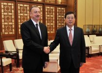 Президент Азербайджана встретился с председателем парламента Китая (ФОТО)