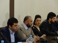 "Eşq dəlisi" азербайджанской исполнительницы (ФОТО, ВИДЕО)