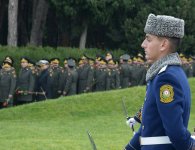 Общественность Азербайджана посещает Аллею почетного захоронения в двенадцатую годовщину кончины Общенационального лидера Гейдара Алиева (ФОТО-ВИДЕО)