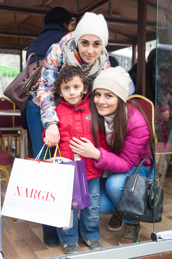 Nargis Fund провел красочный новогодний праздник для воспитанников детского дома “Ümid yeri” (ФОТО)