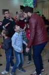 Азербайджанские звезды провели новогоднюю акцию "Ваша улыбка - наша радость" (ФОТО)