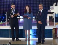 В Баку наградили победителей конкурса журналистских эссе