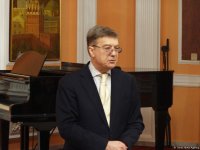 Посол России поздравил азербайджанских педагогов (ФОТО)