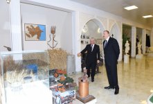 Президент Азербайджана принял участие в открытии «Ветеринарного городка» (ФОТО)