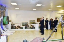 Президент Азербайджана принял участие в открытии «Ветеринарного городка» (ФОТО)