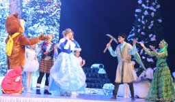 Новогоднее шоу с героями, конкурсами и дискотекой в Buta Palace (ФОТО)