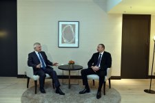 Президент Ильхам Алиев встретился с главой компании LUKOIL