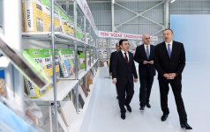 Президент Азербайджана принял участие  в открытии гипсового завода "Yeni Ağdağ" (ФОТО)