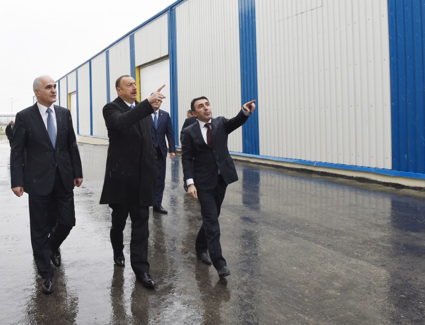 Президент Азербайджана принял участие  в открытии гипсового завода "Yeni Ağdağ" (ФОТО)