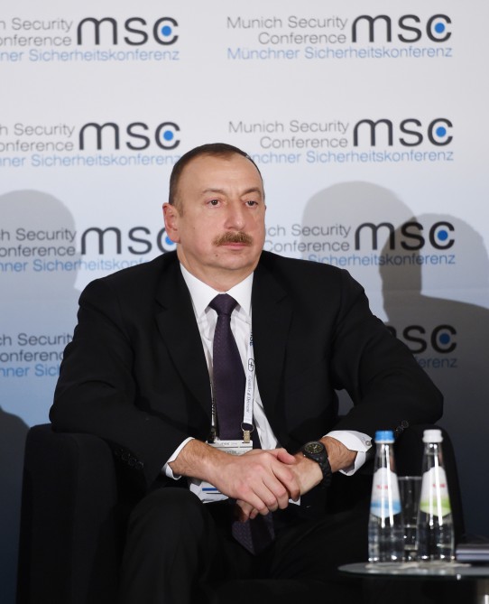 Президент Ильхам Алиев: Дальнейшее развитие Азербайджана не будет зависеть от цен на нефть или объема добычи