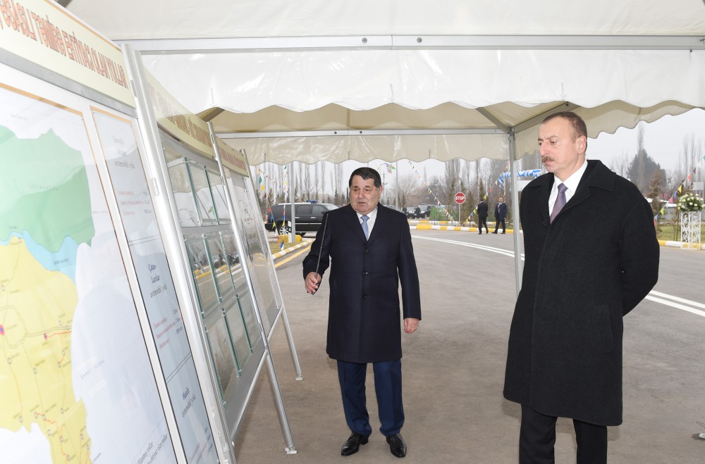 Президент Ильхам Алиев принял участие в открытии автодороги в Товузе (ФОТО)