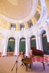 Азербайджанская пианистка и русский протоиерей выступили в Санкт-Петербурге (ФОТО)