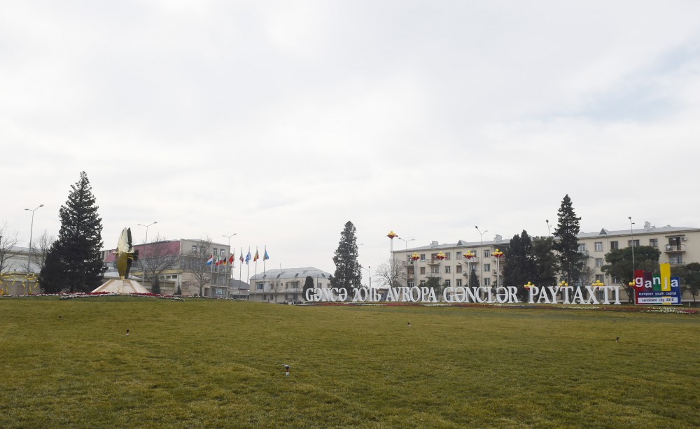 Azerbaijani president reviews European Youth Capital 2016 park in Ganja