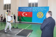 Азербайджанские спасатели определили самого сильного (ФОТО)