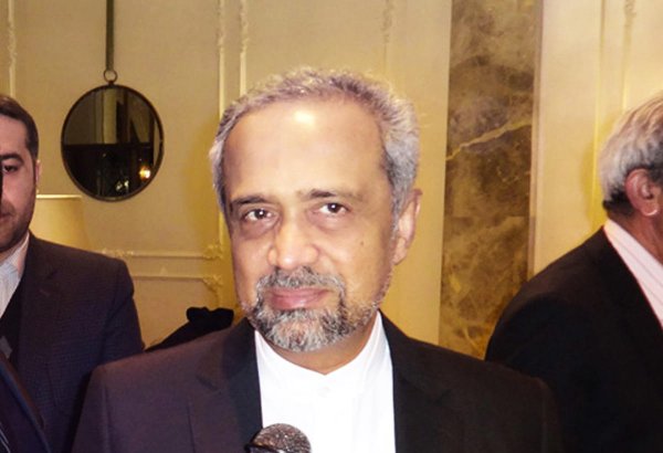 Tehran opens arms to US-based Iranian technicians