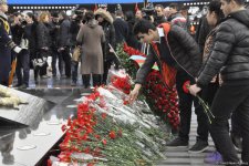 Общественность Азербайджана чтит  память жертв Ходжалинского геноцида  (ФОТО)