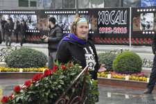 Общественность Азербайджана чтит  память жертв Ходжалинского геноцида  (ФОТО)