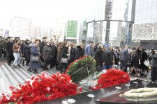 Общественность Азербайджана чтит  память жертв Ходжалинского геноцида  (ФОТО)