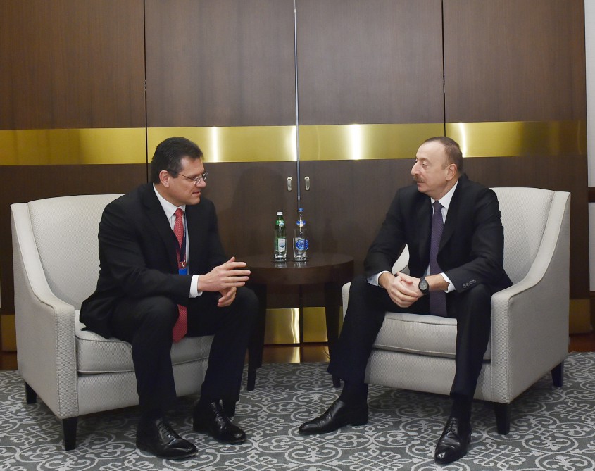 Azerbaijani president receives EU Commission Vice-President for Energy Union