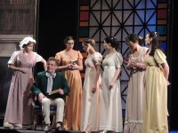 История любви Элизабет Беннет и мистера Дарси: "Гордость и предубеждение" в Баку (ВИДЕО)