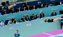 Азербайджанские гимнастки в финале синхронных выступлений на Кубке мира по прыжкам на батуте в Баку (ФОТО)
