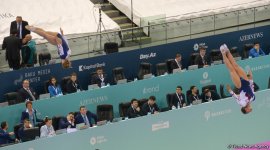 В Баку стартовали финалы Кубка мира FIG по прыжкам на батуте (ФОТО)