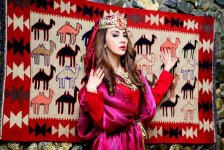 Азербайджанская актриса красочно воплотила Новруз и 8 марта (ФОТО)