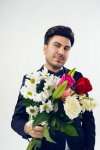 8 цветов Джейхуна Алиева азербайджанским женщинам (ФОТО)
