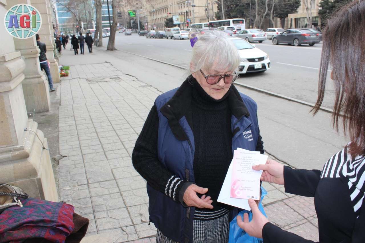В Азербайджане возрождают традиции "тимуровцев" (ФОТО)