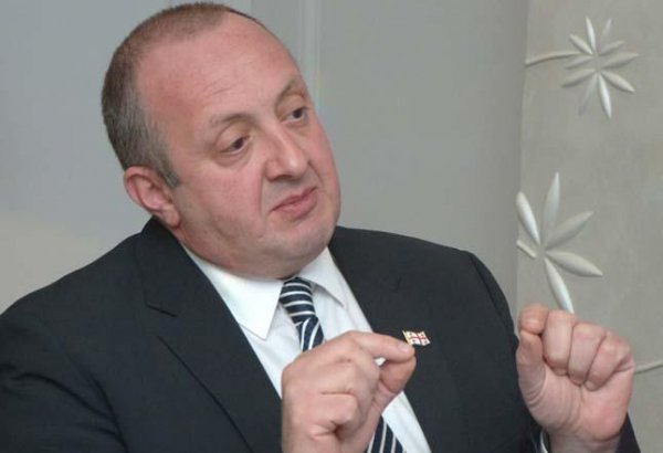 Грузия сегодня принимает участие во многих миротворческих миссиях, полагая, что это сделает саму Грузию более стабильной страной - президент