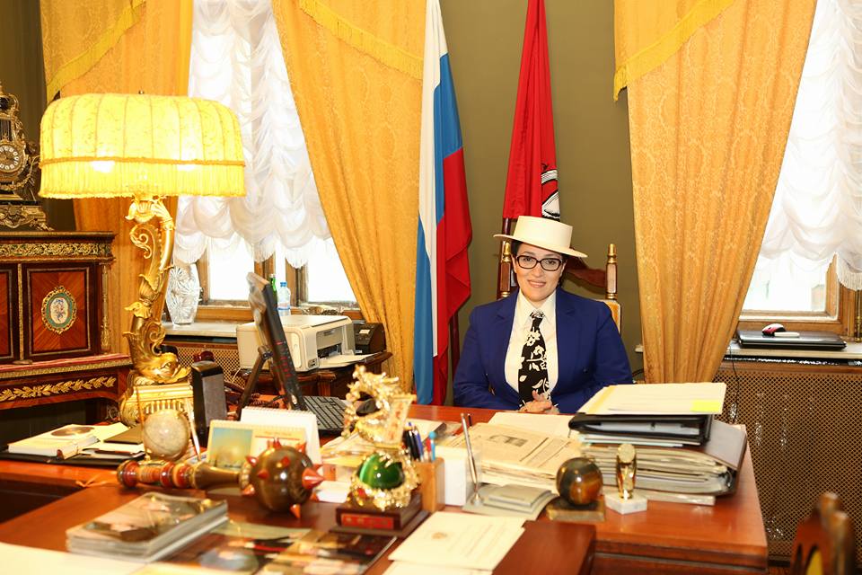 Нурида Курбанова избрана академиком Международной академии творчества в Москве (ФОТО)