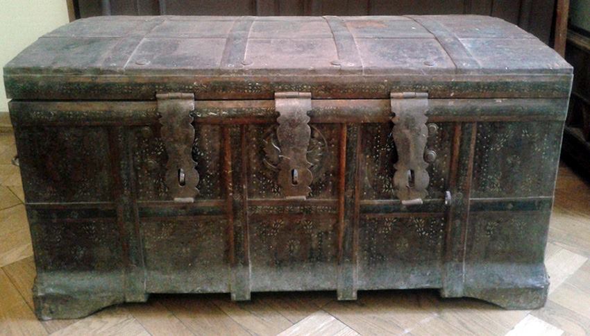 Новый экспонат азербайджанский истории - этнографический сундук (ФОТО)